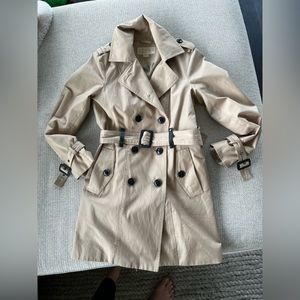 Michael Kors Womens classic double breasted trench PS
